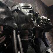 Commandant (Photo #10)