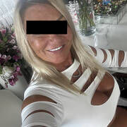 ILONA  MATURE (Photo #40)