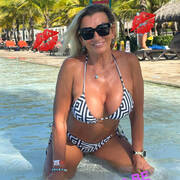 ILONA  MATURE - MILF (Photo #2)