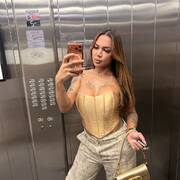 Deborah Tavares (Photo #13)