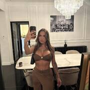 Deborah Tavares (Photo #32)