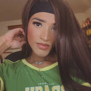 Isabella (Photo #1)