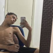 Bayron Sex Hot