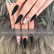 Dominatrix Noa (Photo #8)