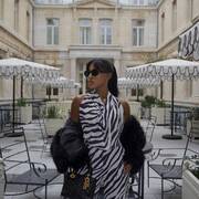 CHLOE BACK TO BELGIUM (Photo #4)