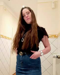 Leona
