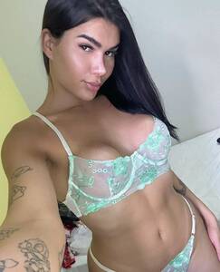 Arielle Brésilienne