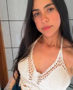 NOUVELLE BRUNETTE