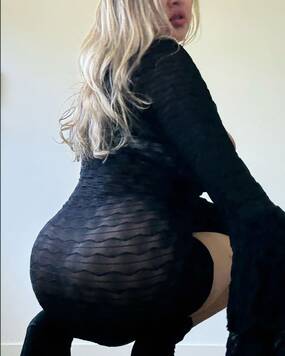 Lucie blonde
