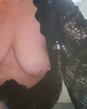 Gini, douce, tendre, parfois féline et même plus