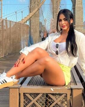 Maya hot