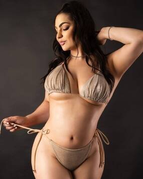 Maya hot
