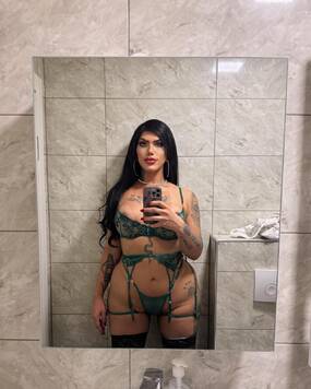 TS Bella