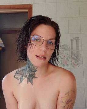 Rosi_x