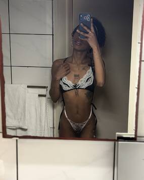 Amora