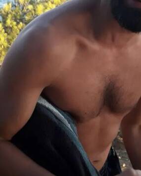 Sex without payment . Free