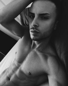 HUGO VALMONT