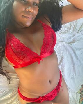 Laryssa petite amie