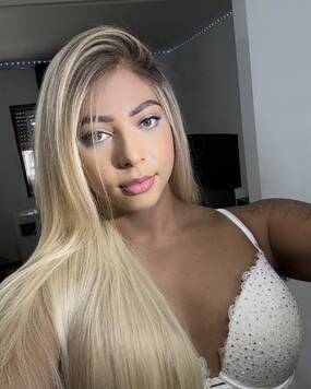 Nicolly lins