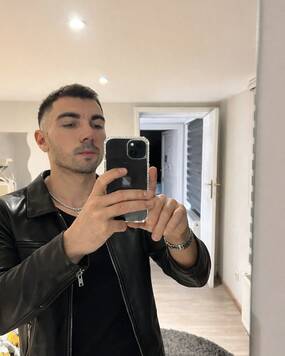 Alex