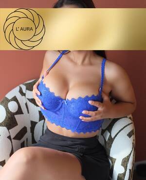 AURA TANTRA MASSAGE