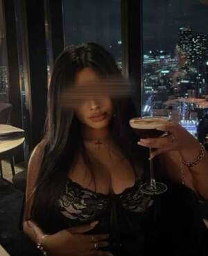 SONIA (MOUSCRON)- Belgian Escort Agency