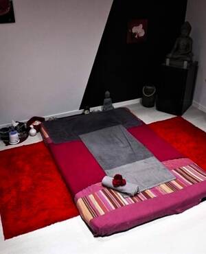 Recherche masseuse