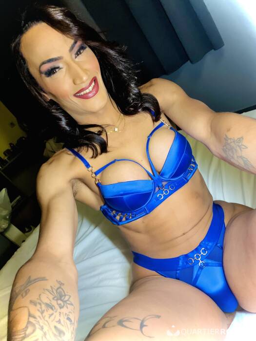 Kiara Kiss (Photo)
