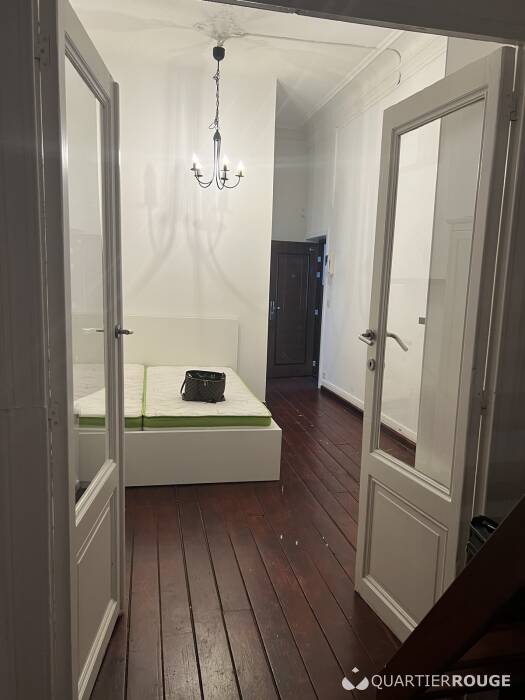 Studio Chambre  LOUER  IXELLES Bruxelles (Photo)