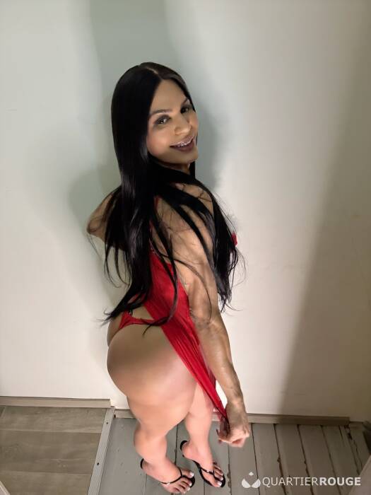 Dafynne Silva (Photo)