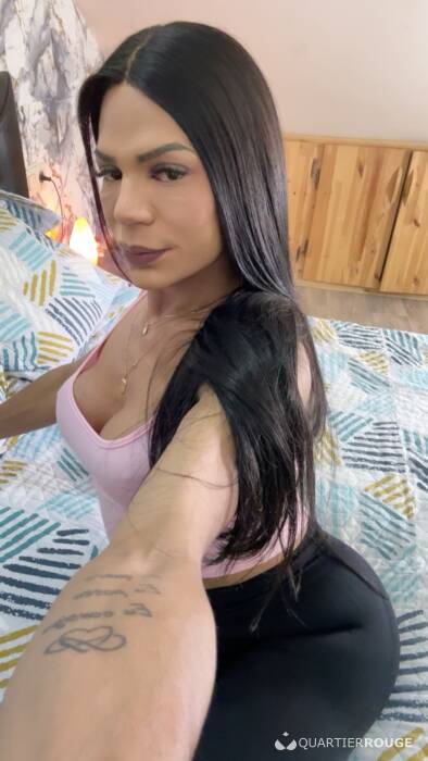 Dafynne Silva (Photo)