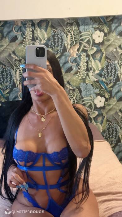 Dafynne Silva (Photo)