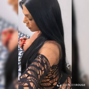 Dafynne Silva (Photo)