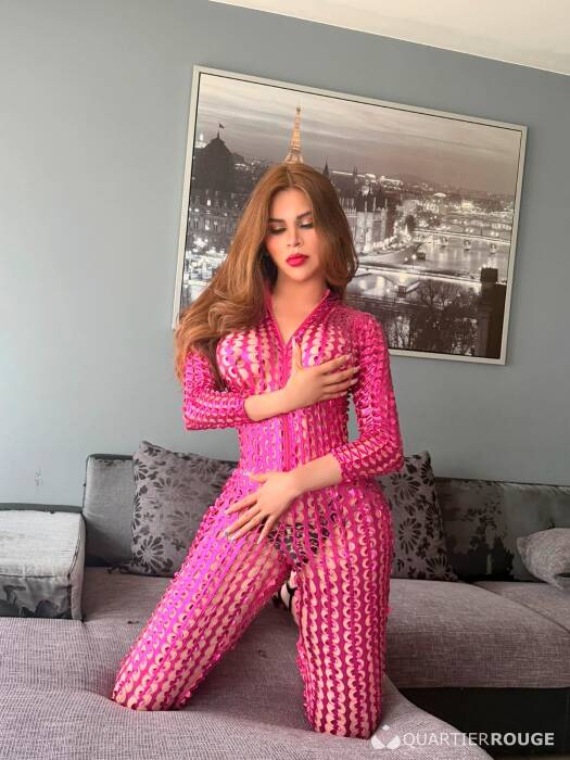 VALERIA TRANS (Photo)