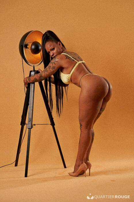 Carolina Cruz (Photo)