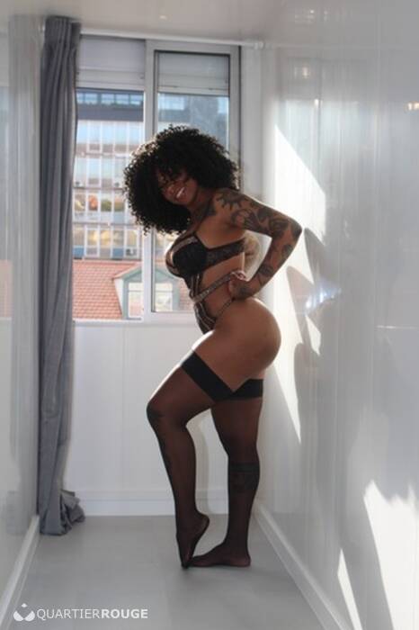 Carolina Cruz (Photo)