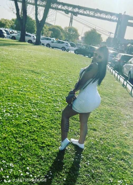 Charlotte SEXY HOT 69 (Photo)