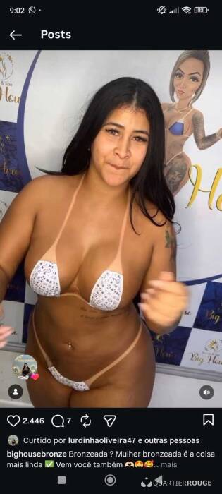 Charlotte Sensuelle et envotante (Photo)