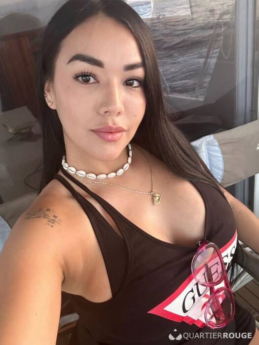 Natuurlijke borsten (Photo)