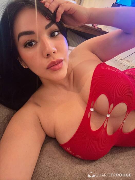 Natuurlijke borsten (Photo)