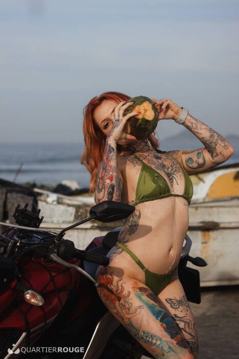 Alice (Photo)