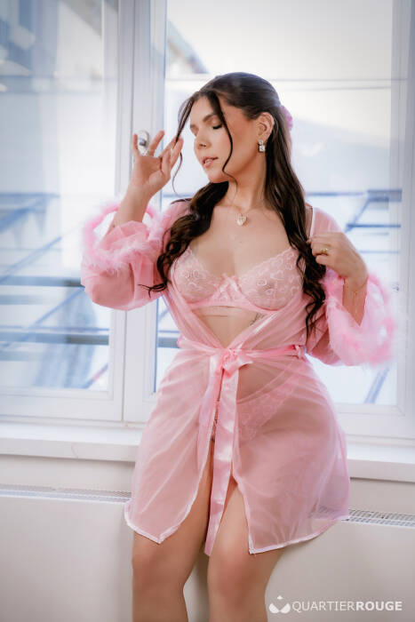 BIA BRAZILIAN GFE (Photo)