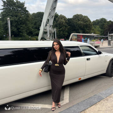 BIA BRAZILIAN GFE (Photo)