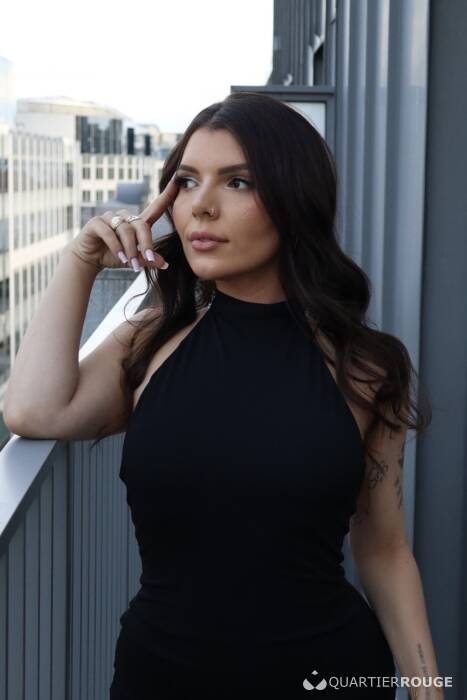 BIA BRAZILIAN GFE (Photo)