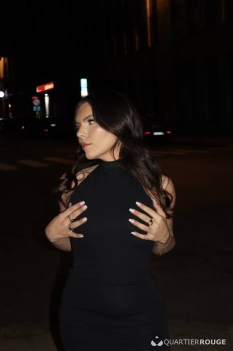 BIA BRAZILIAN GFE (Photo)