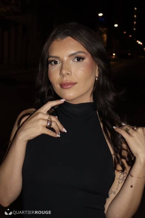 BIA BRAZILIAN GFE (Photo)