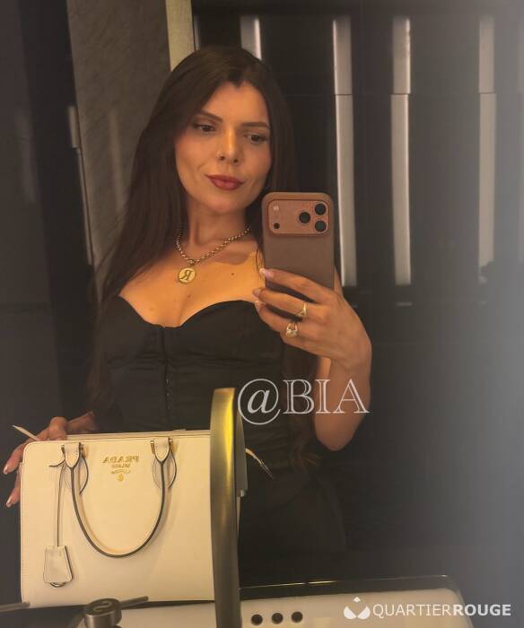 BIA BRAZILIAN GFE KINKY GIRL (Photo)