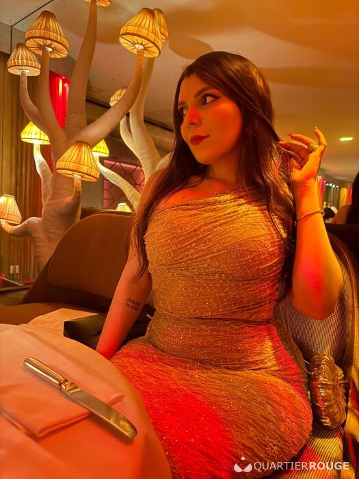 BIA BRAZILIAN GFE (Photo)