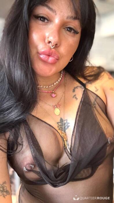 Julia (Photo)