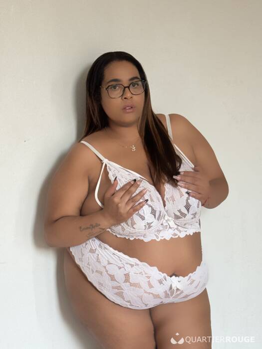 Laura (Photo)